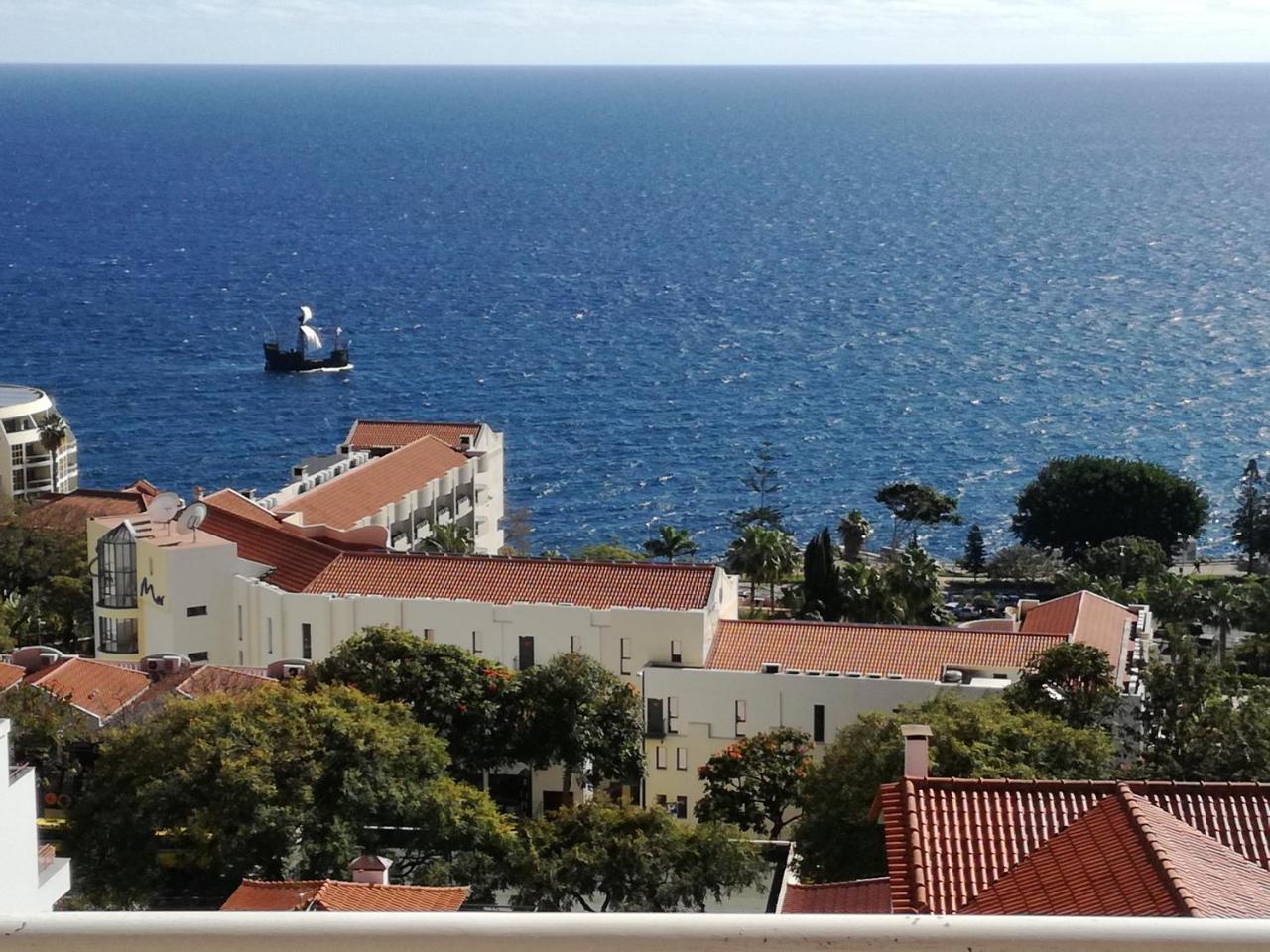 Lido Balcony Sea View Appartement *
