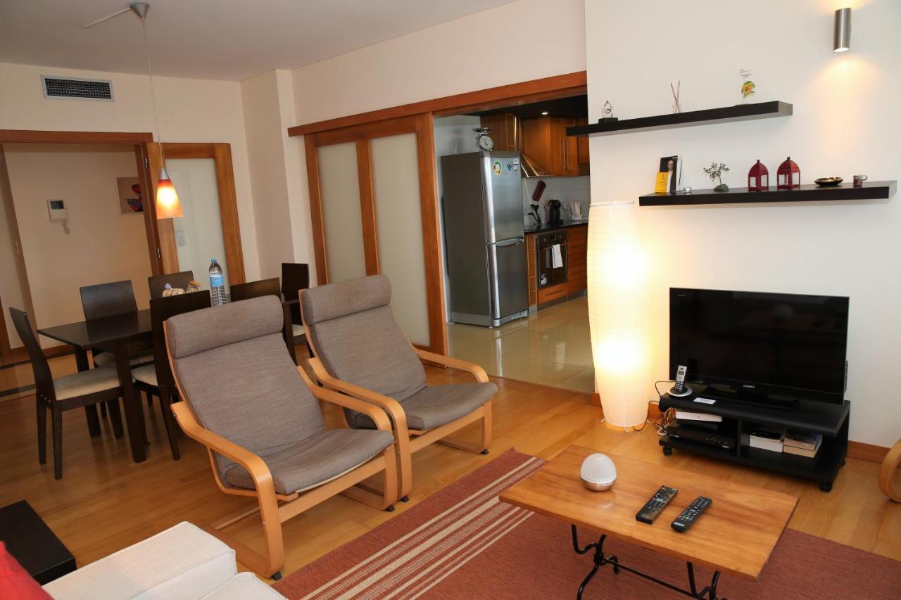 Oceanus Apartment *