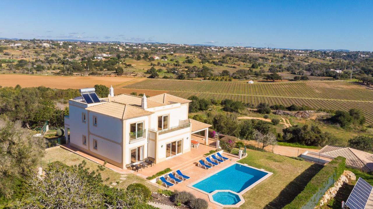 Villa Agua By Gabi Miguel