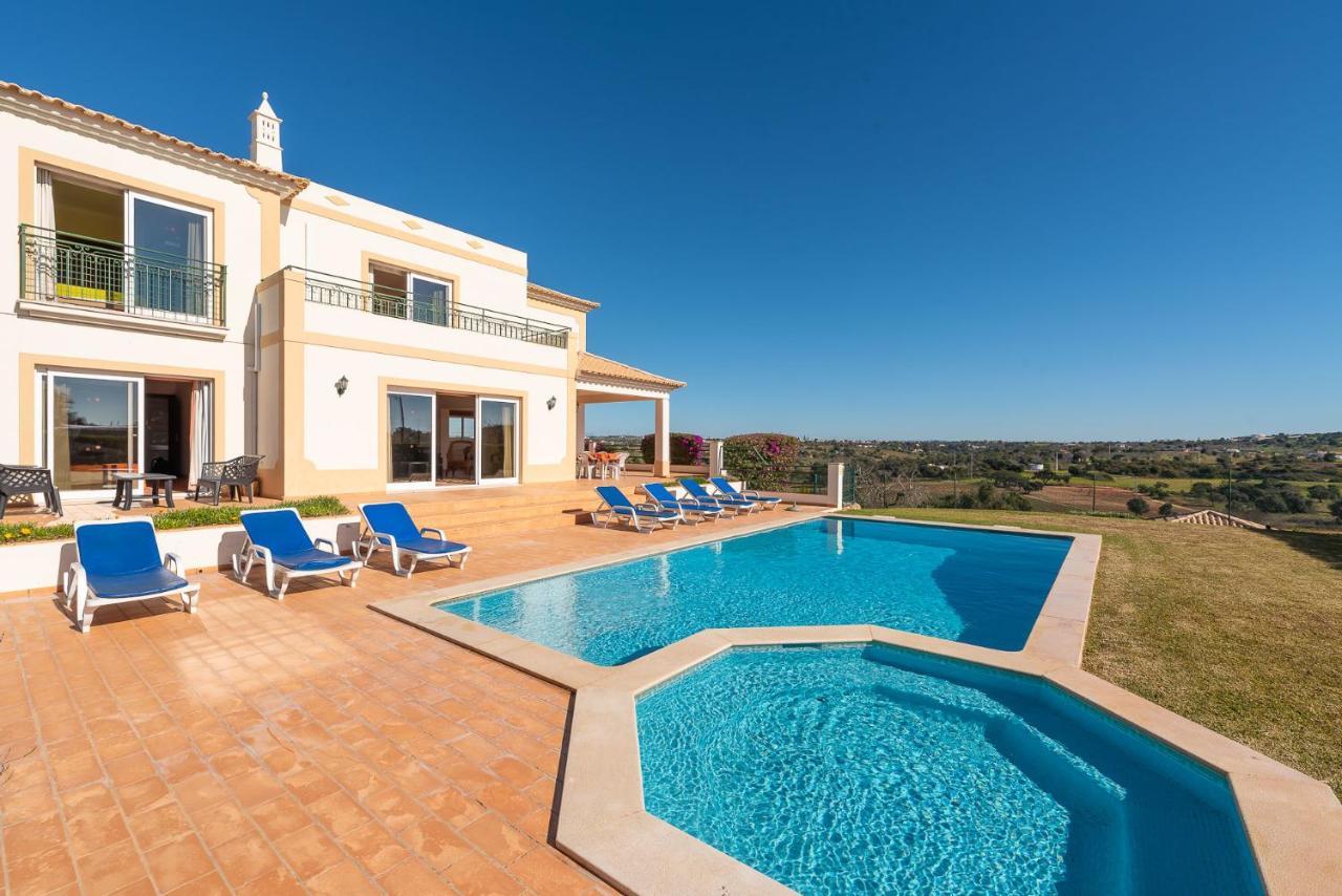 Villa Agua By Gabi Miguel *