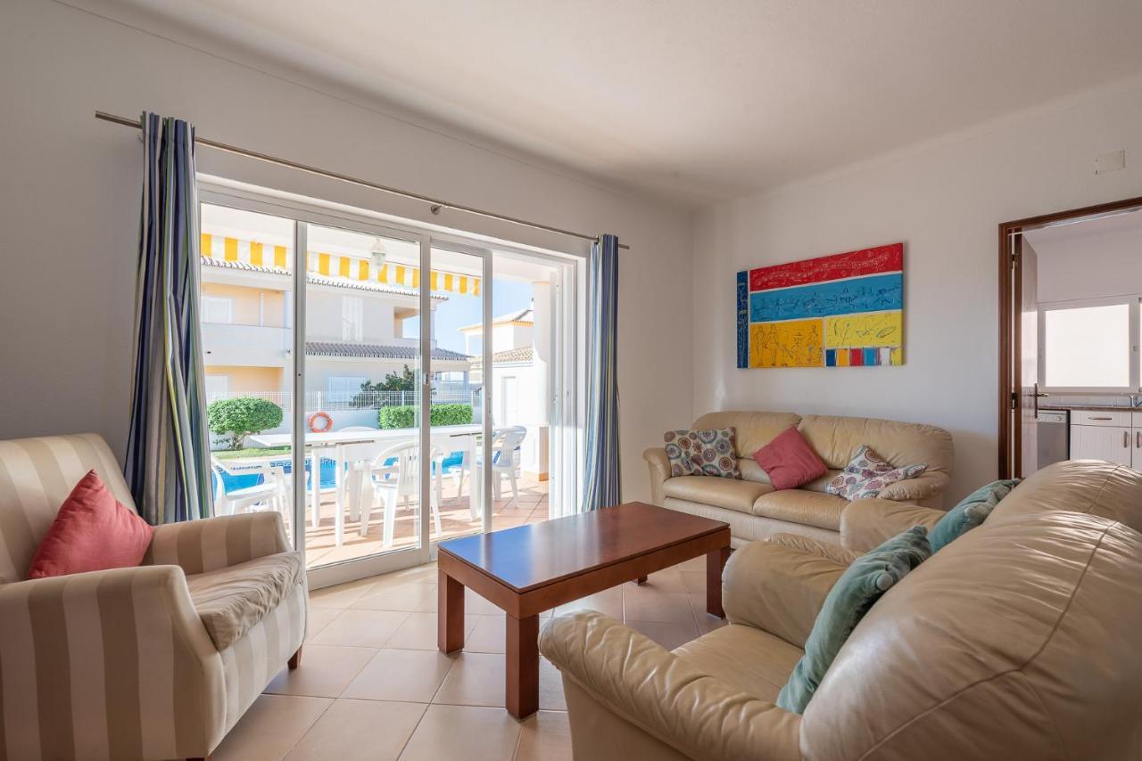 Gui Villa Albufeira