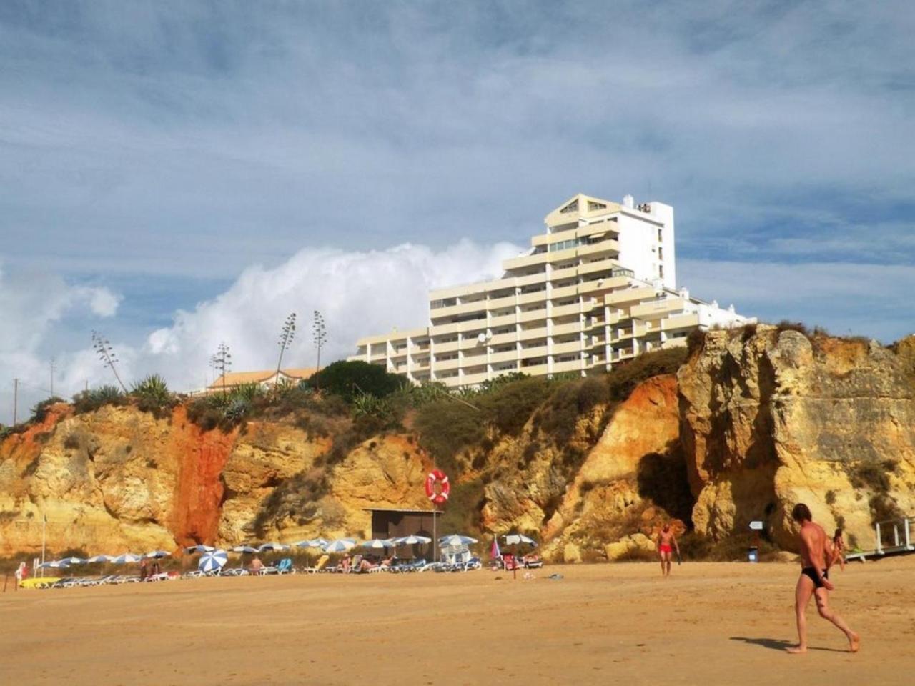 Apartment E Mar 4