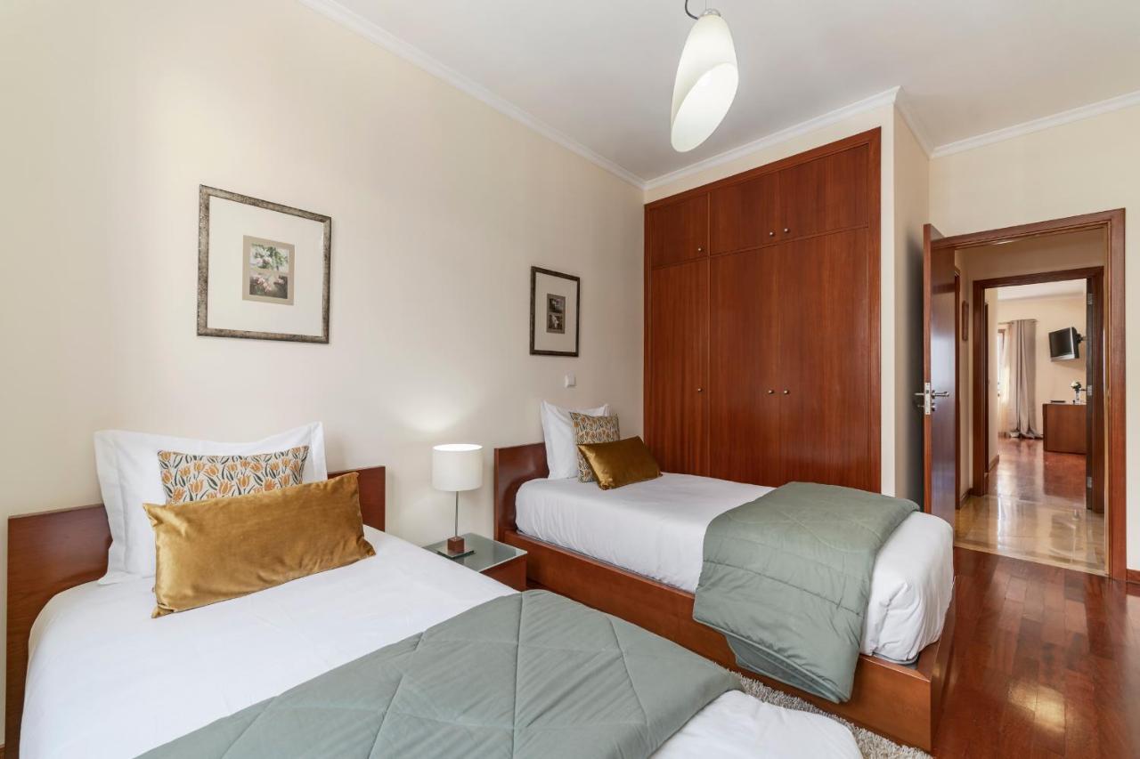 Apartment Ajuda Iii By An Island *
