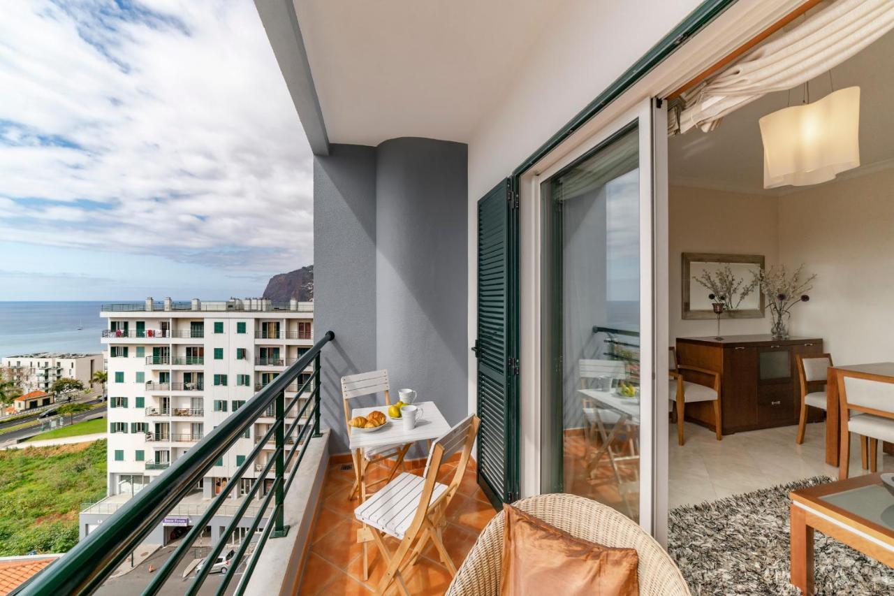 Apartment Ajuda Iii By An Island