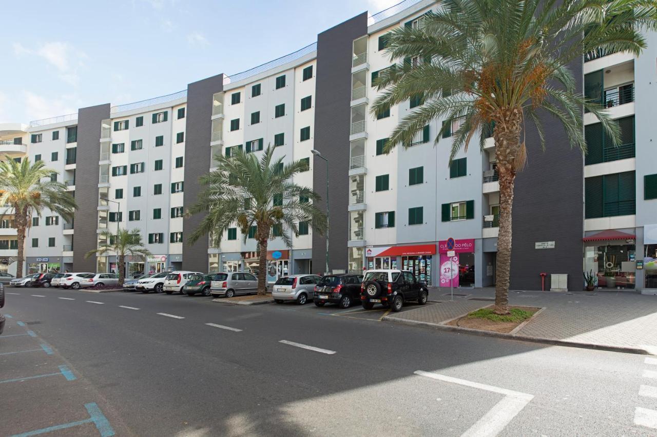 Ajuda Iii By An Island Apartment Funchal (Madeira)