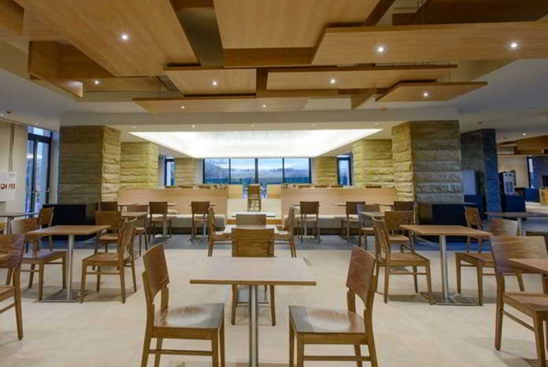Pestana Colombos Premium Club