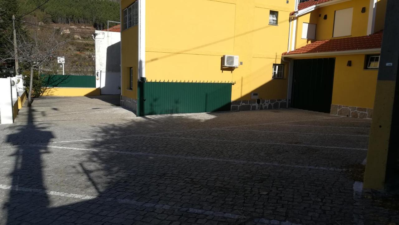 Casa Da Fonte Sagrada Loriga