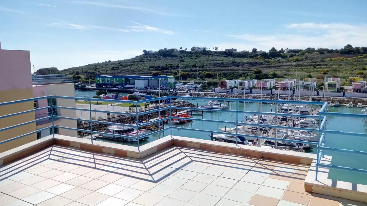 Marina Penthouse 1 Appartement *