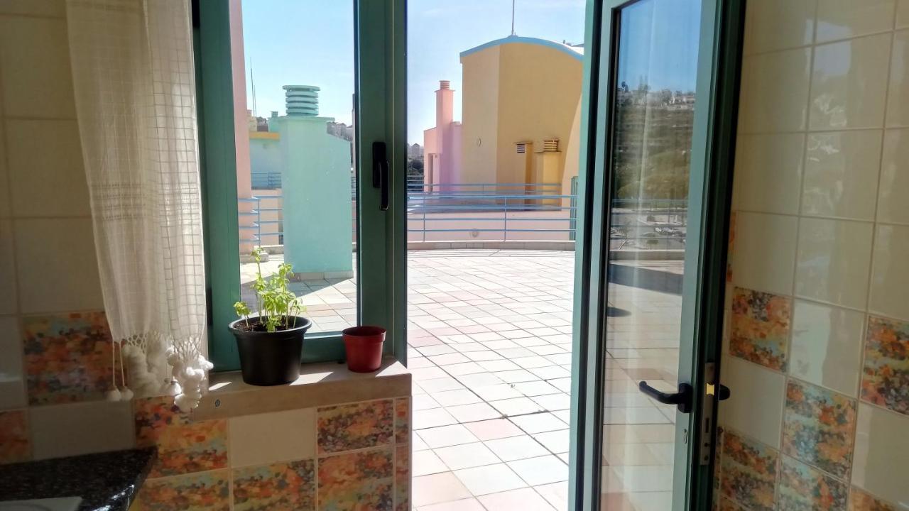 Marina Penthouse 1