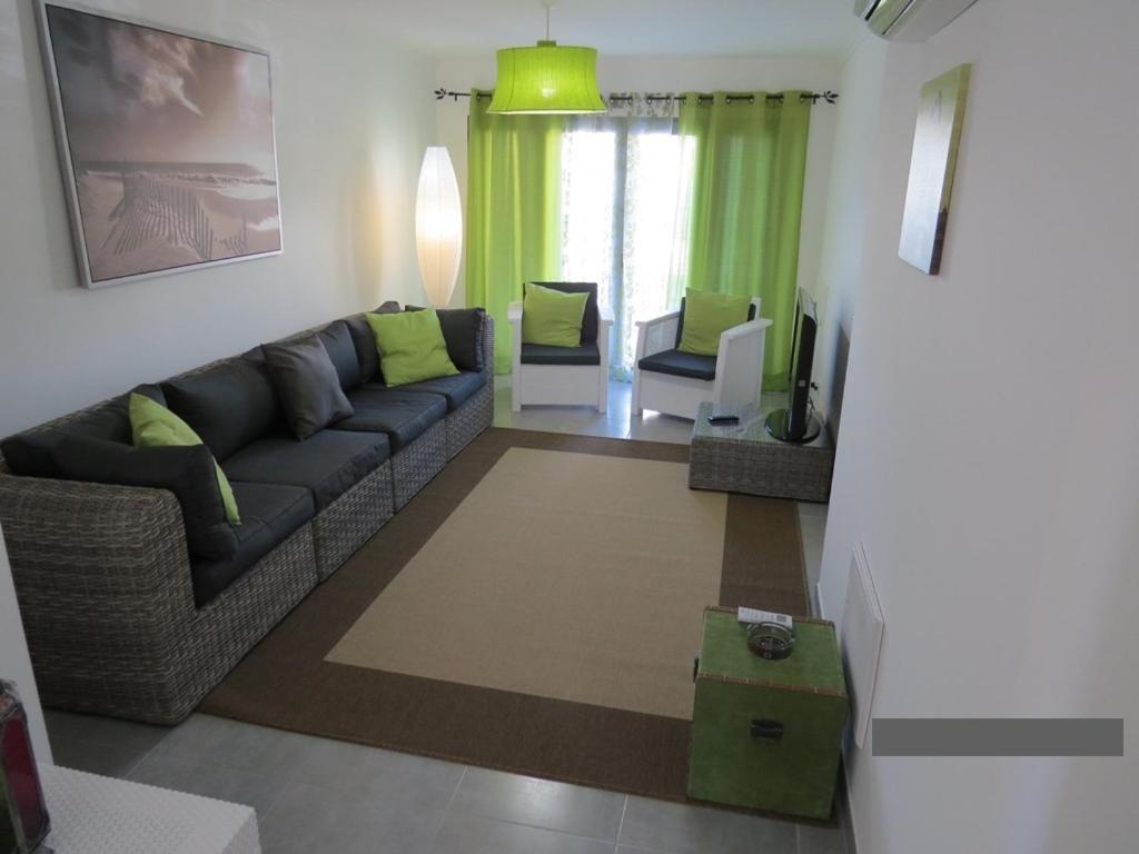 De 3 Et 6 Couchages Max. A Proximite De A Algarve Holiday home *