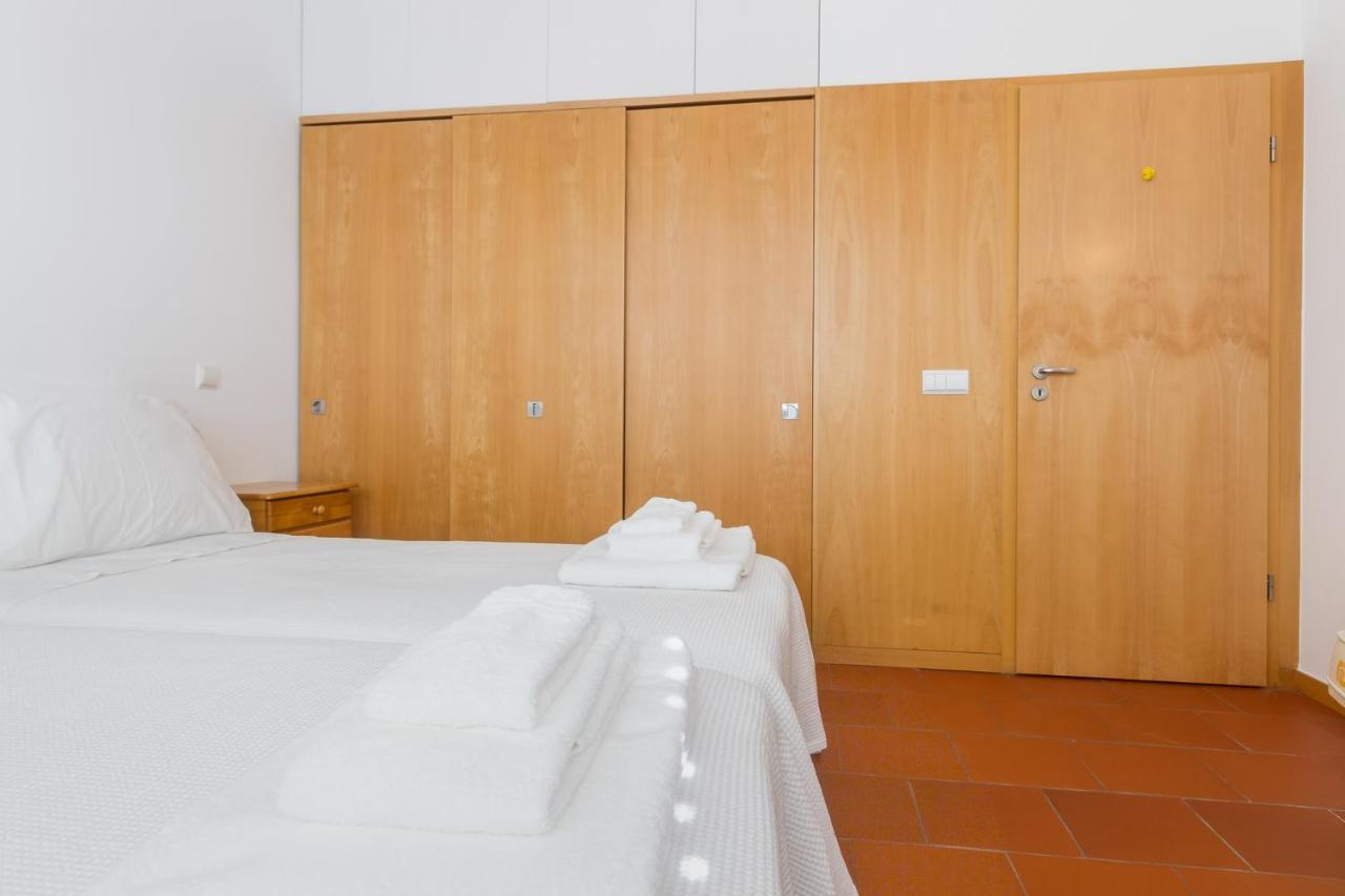 Marina Starboard Apartment, *