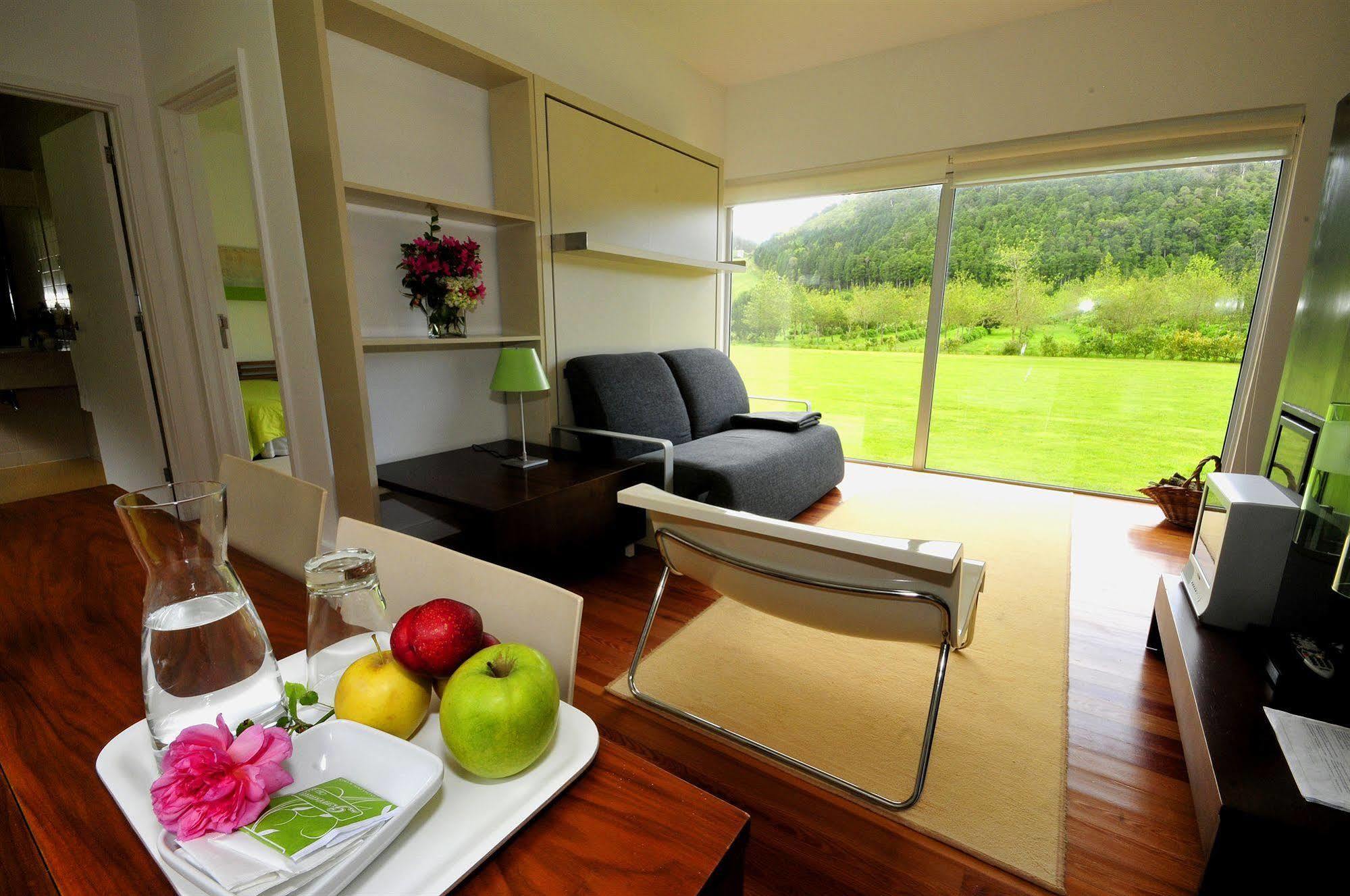 Furnas Forest Living 4*