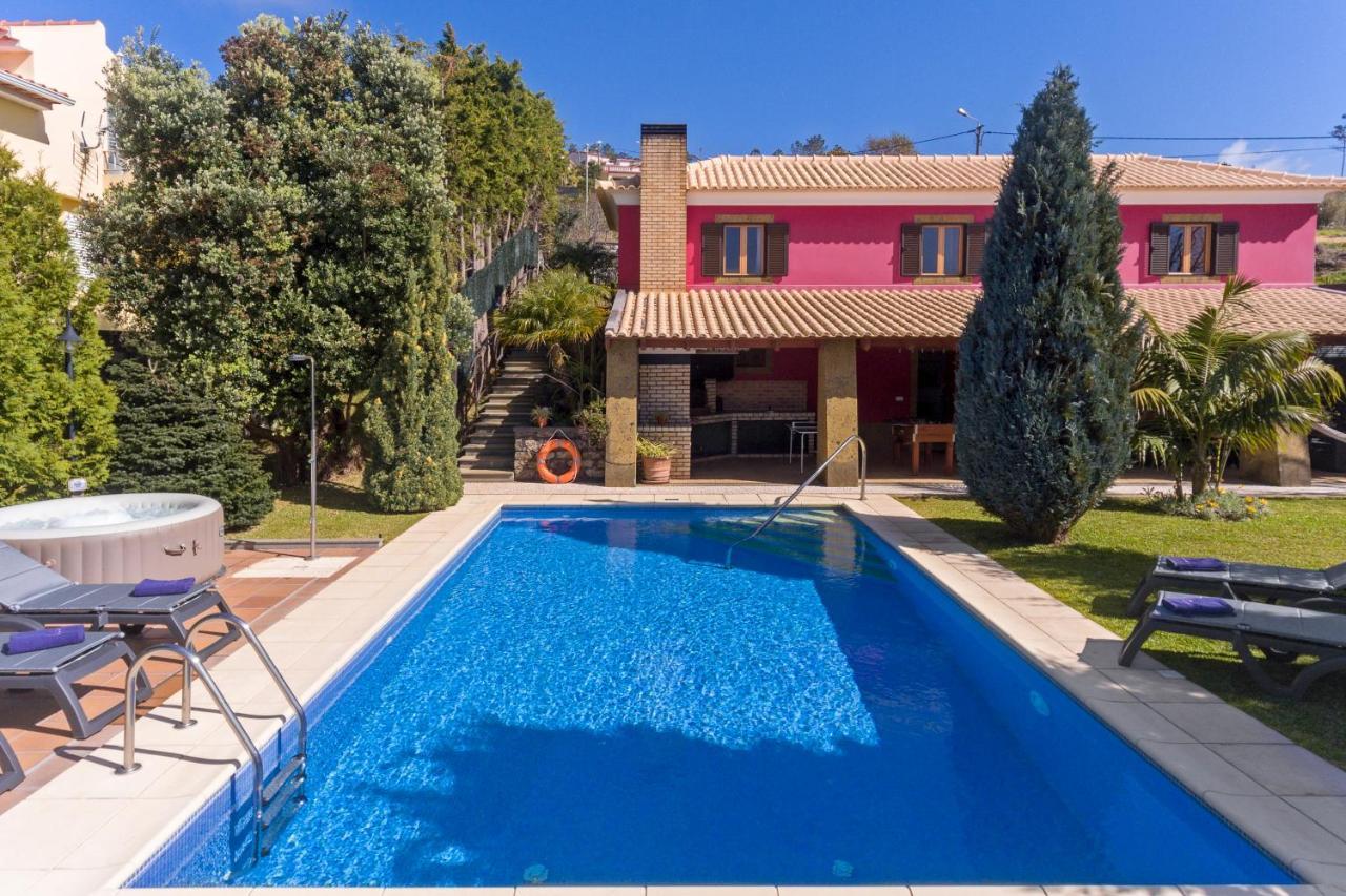 Villa Cris's By Ourmadeira *