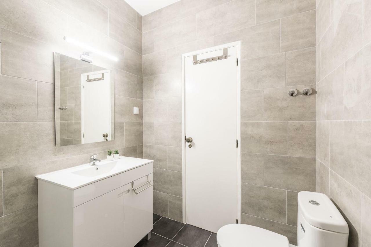 Lovelystay - 3 Bedroom In Apartment *