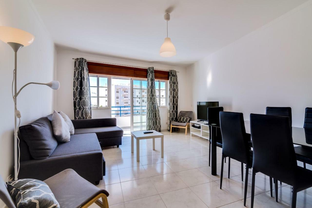 Rei - Quarteira - 3 Min To The Apartment *