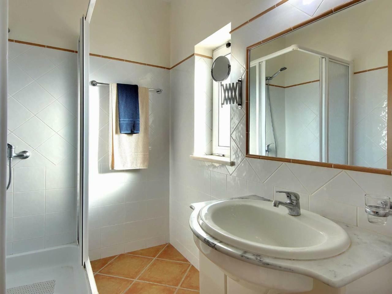 Villa Elegant In Carvoeiro With Swimming Pool *