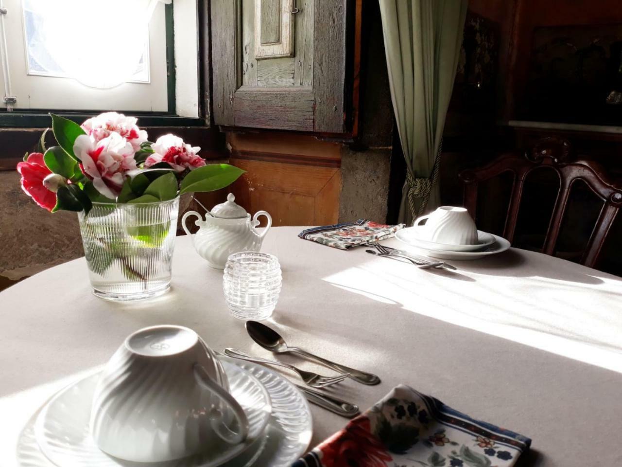 Acomodação com café da manhã  Casa Obras