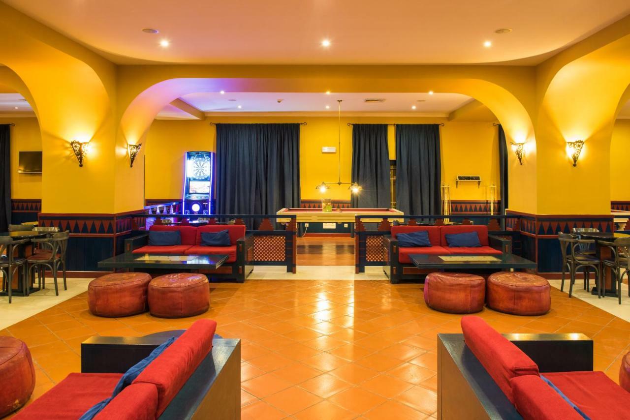 Gale Hotel