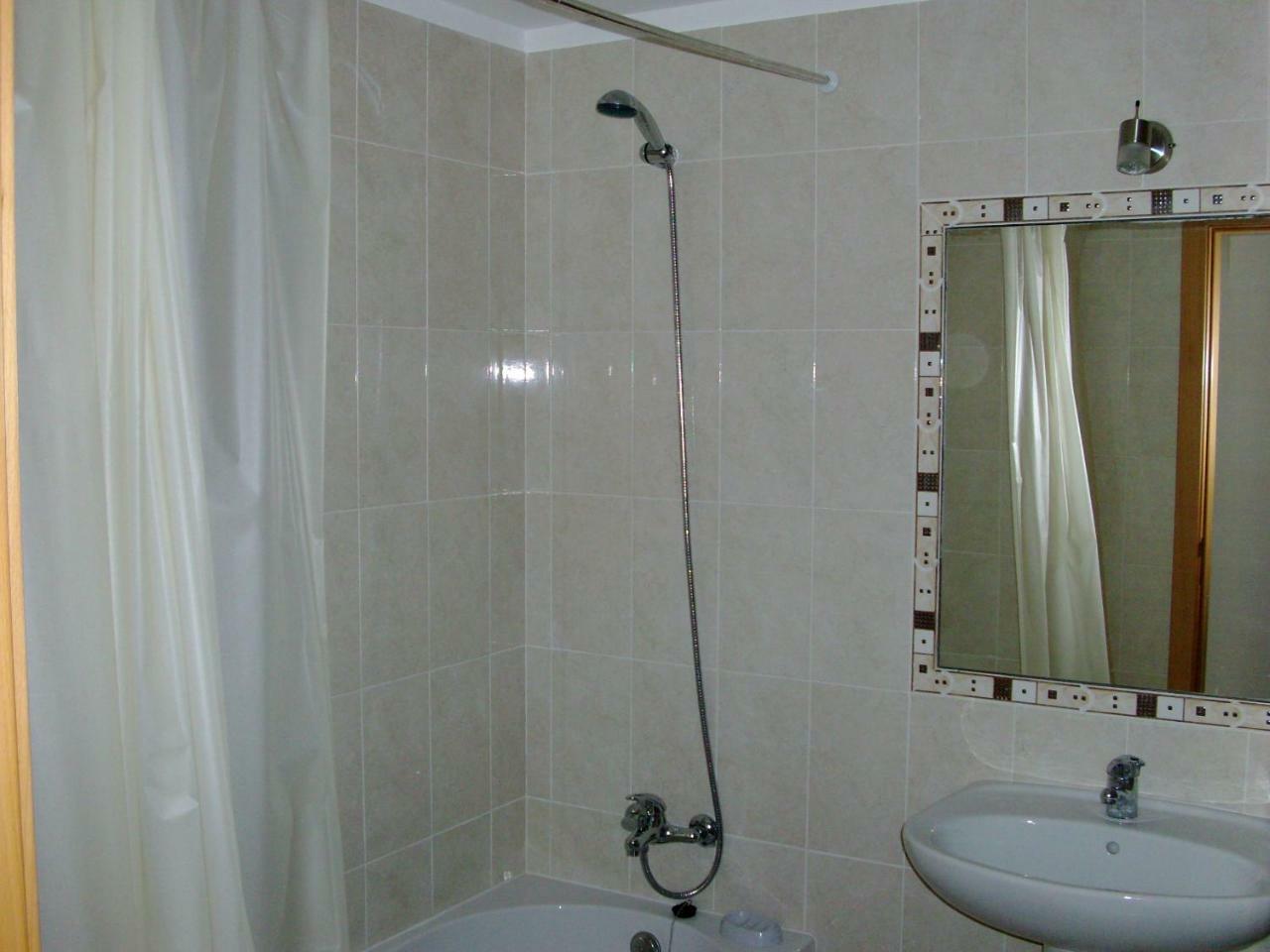 1 Bedroom 5 Min. From Falesia And Close To Center! D *