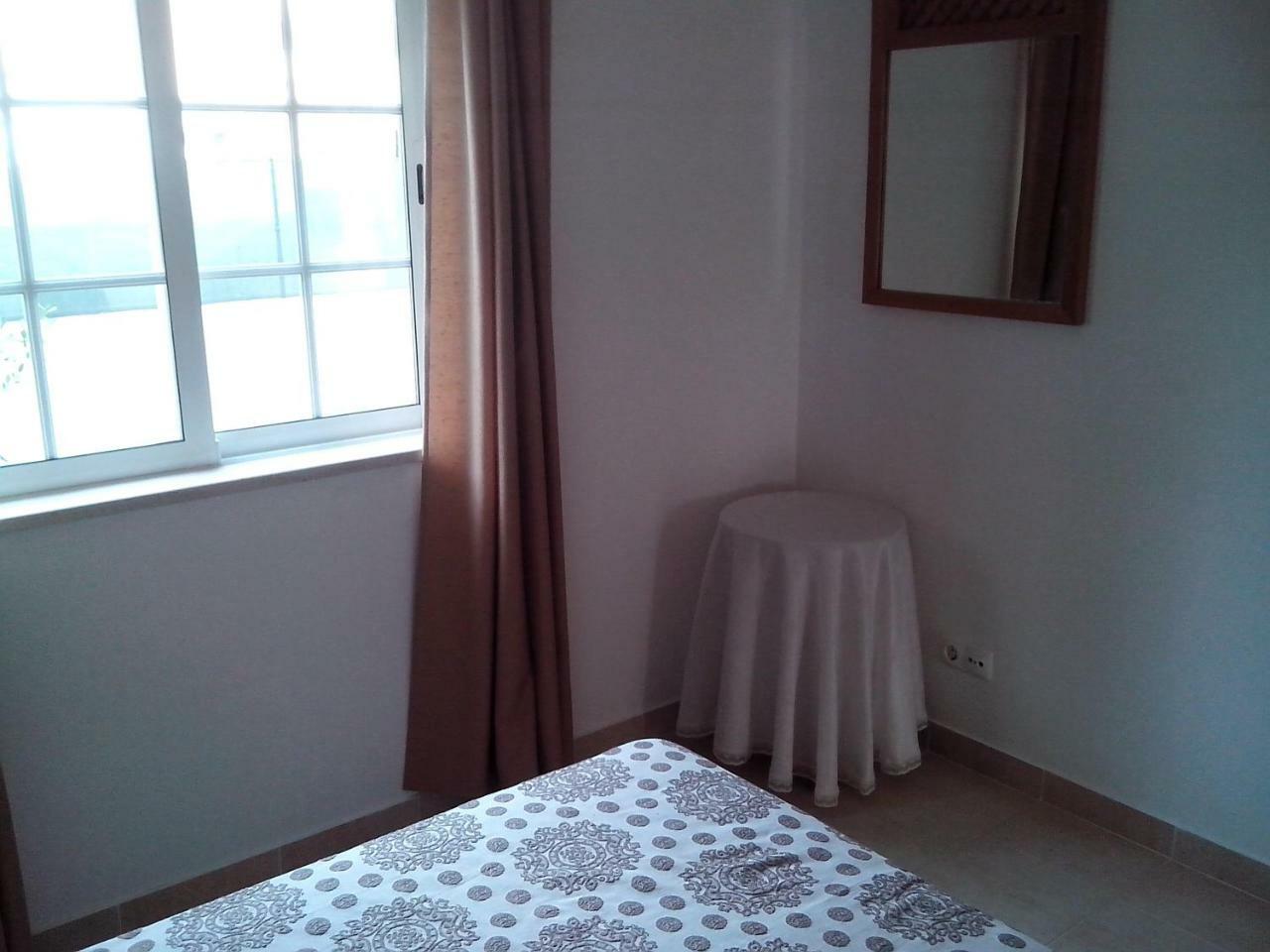 1 Bedroom 5 Min. From Falesia And Close To Center! D Albufeira