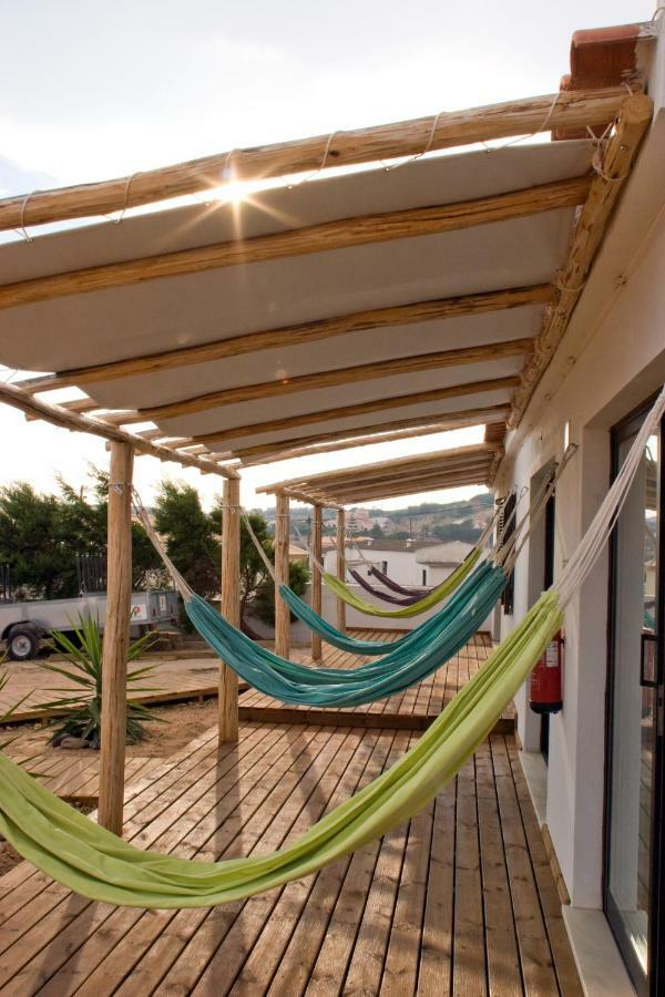 Hostel Good Feeling Hostel & Guest House