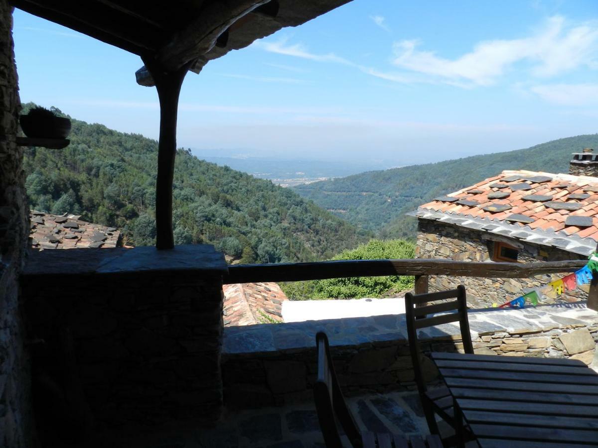 Talasnal Montanhas De Holiday home Lousa (Central Portugal)