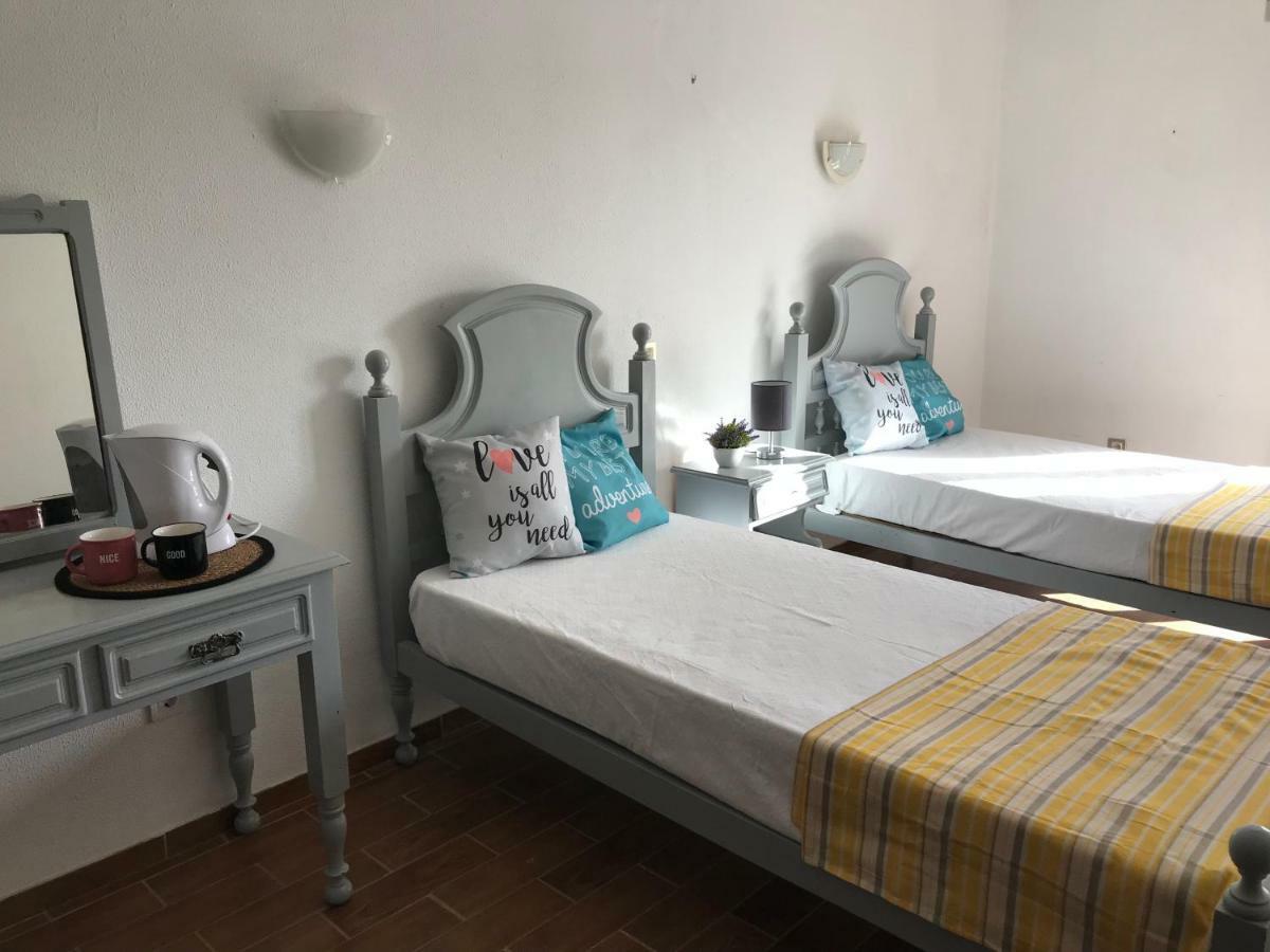 Suites & Hotel