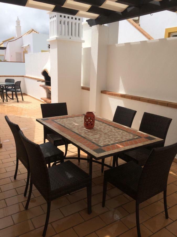 Gomeira Floor Apartment
