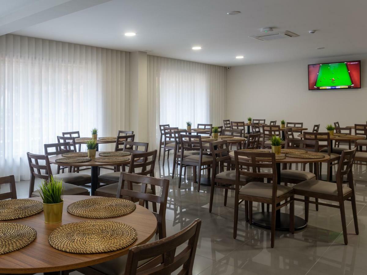 Afonso V & Hotel