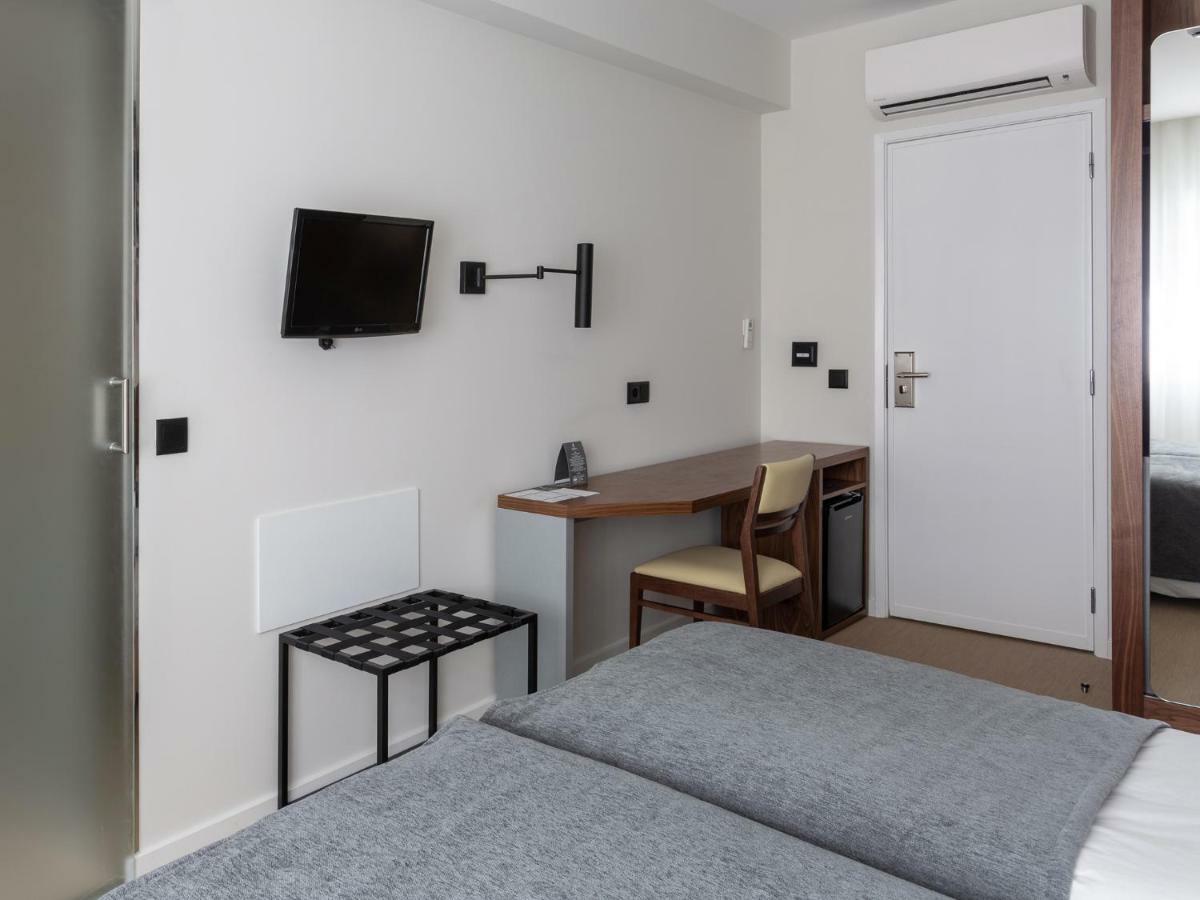 Afonso V & Hotel 3*