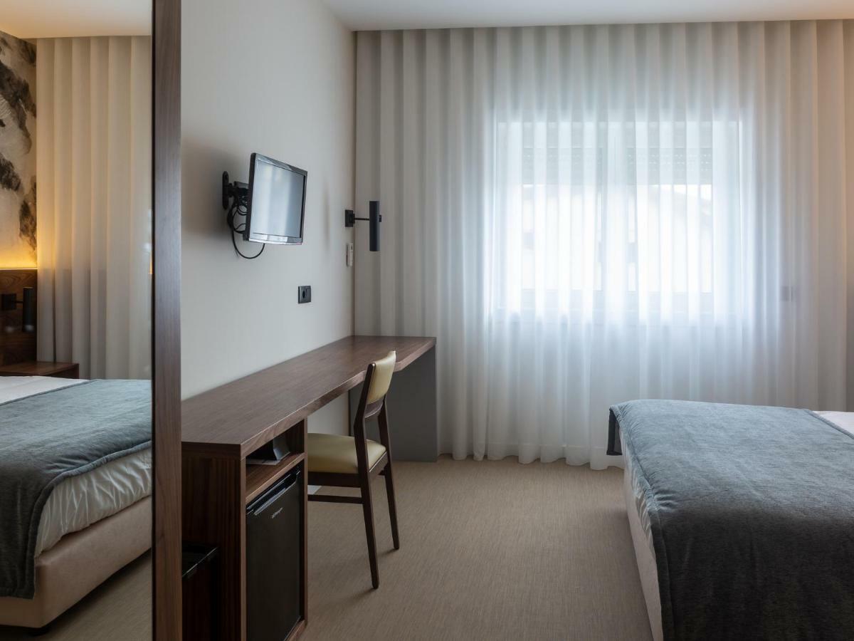 Afonso V & Hotel Aveiro