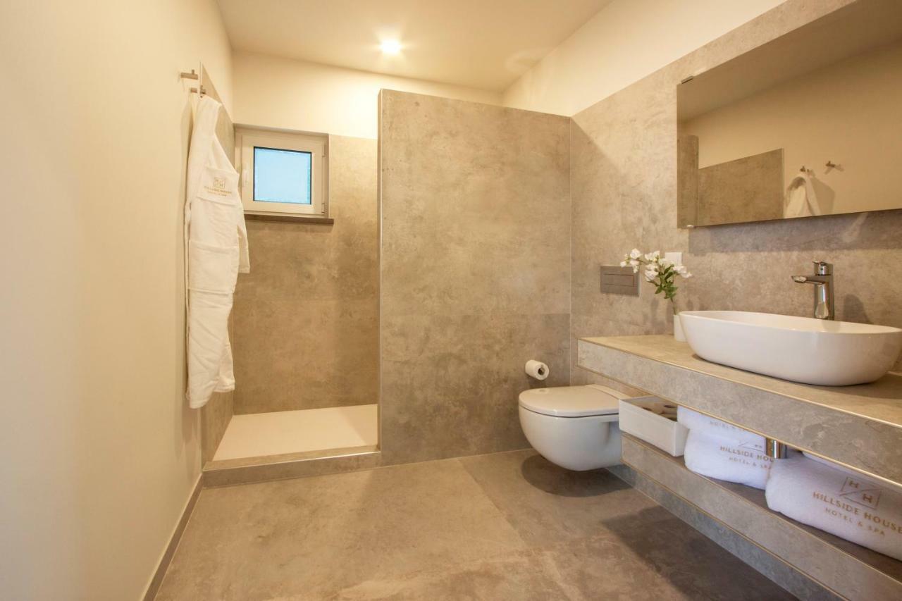 Hillside House &