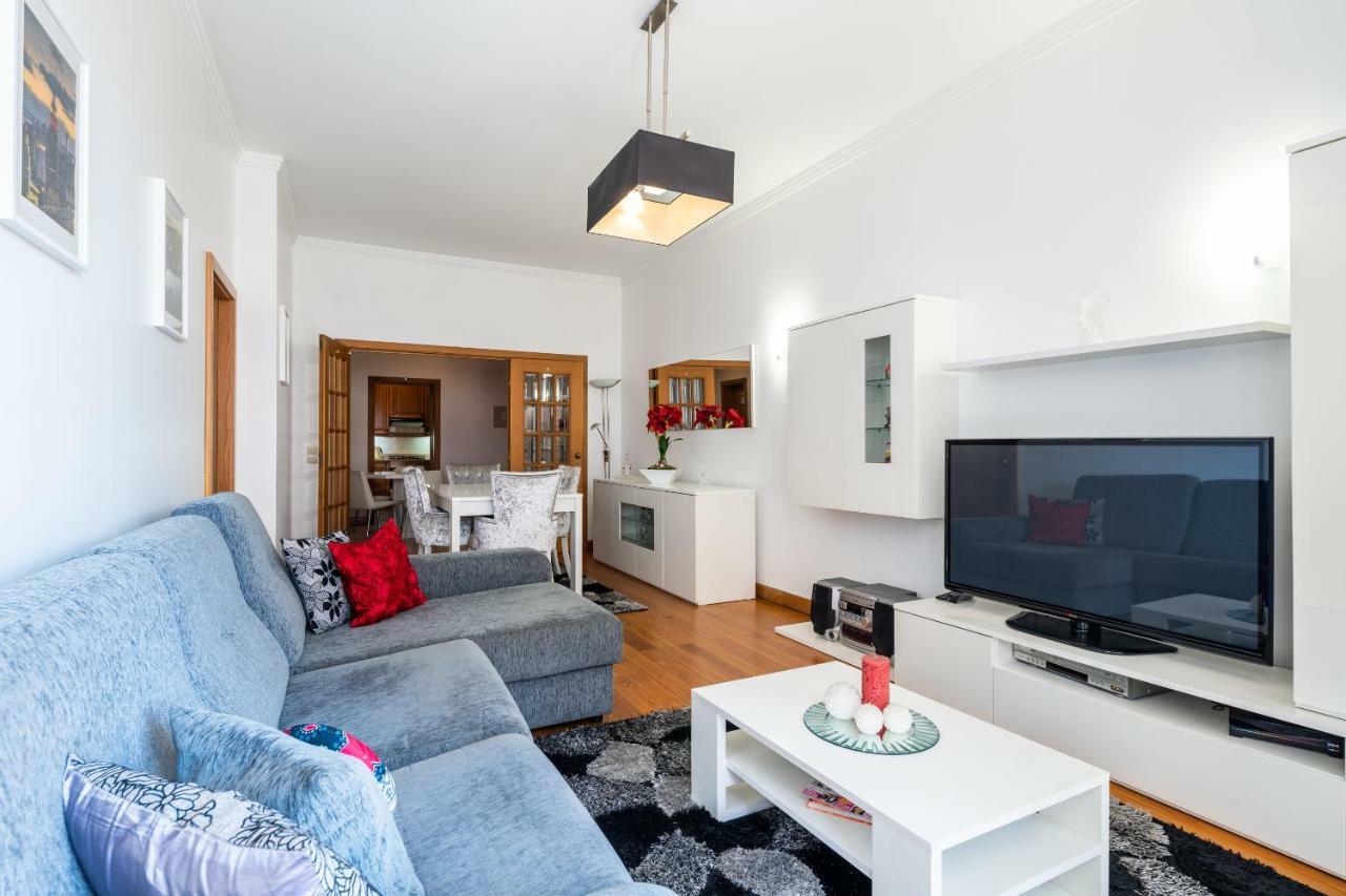 Miramar With Pool By Hr Madeira Apartamento *