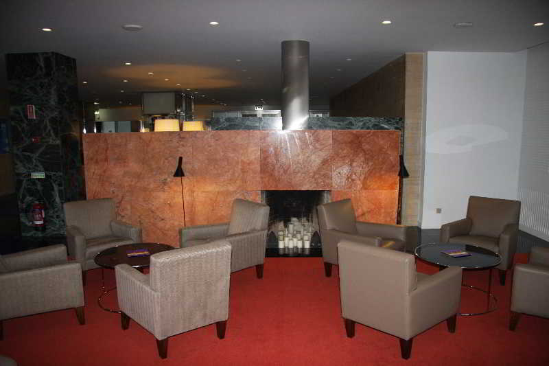 De Business & Hotel
