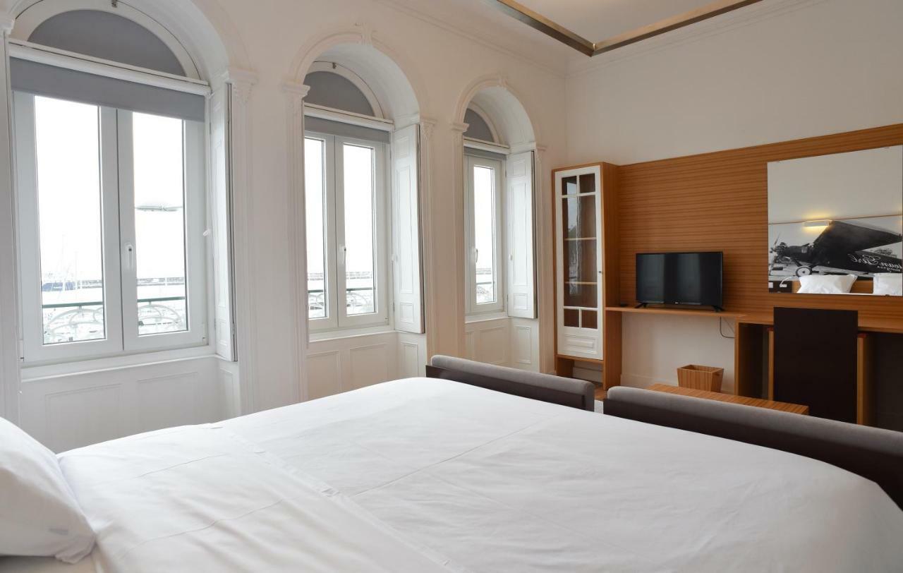Internacional Azores Boutique Hostel *