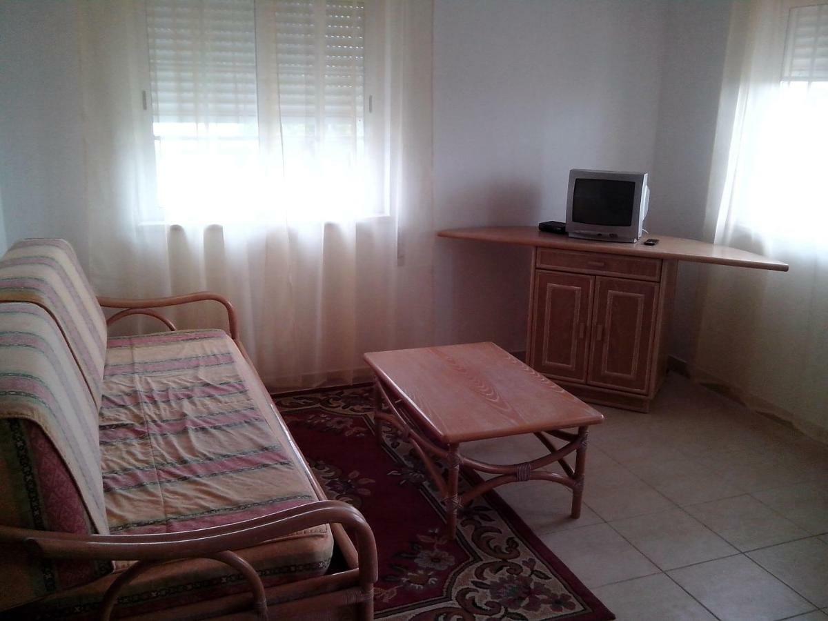 Apartment With 1 Bedroom L Albufeira