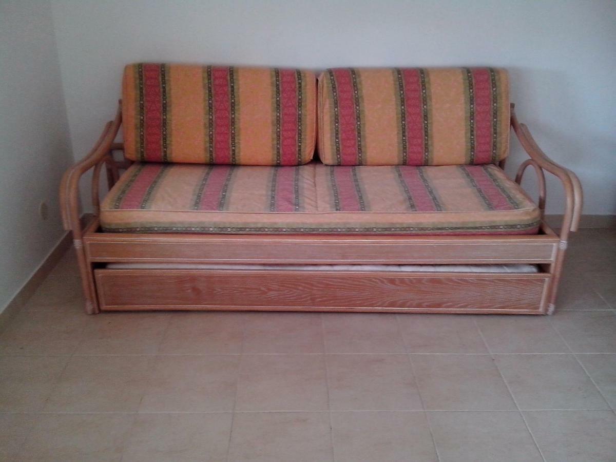 Apartment With 1 Bedroom L