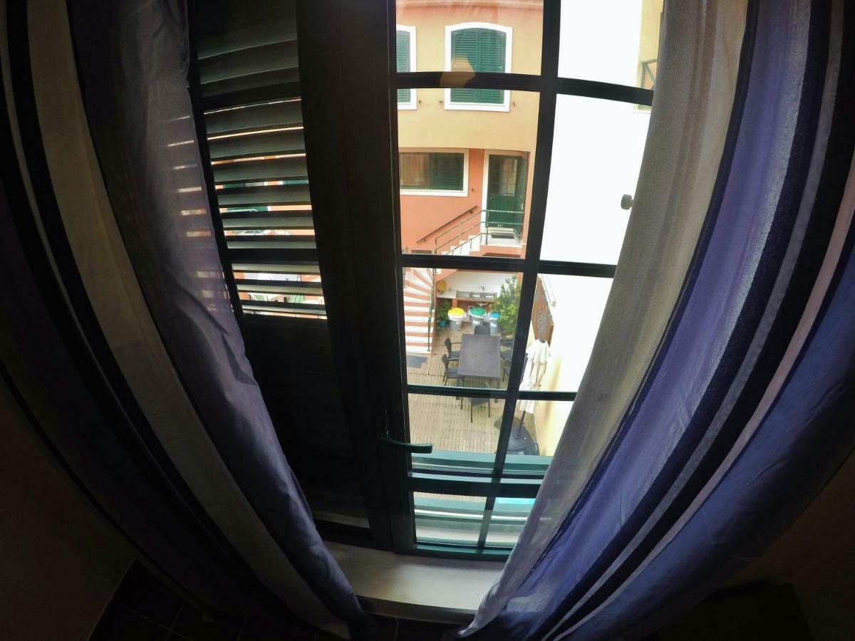 Supertubos Hostel