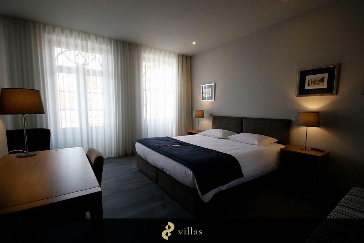 Hotel 8