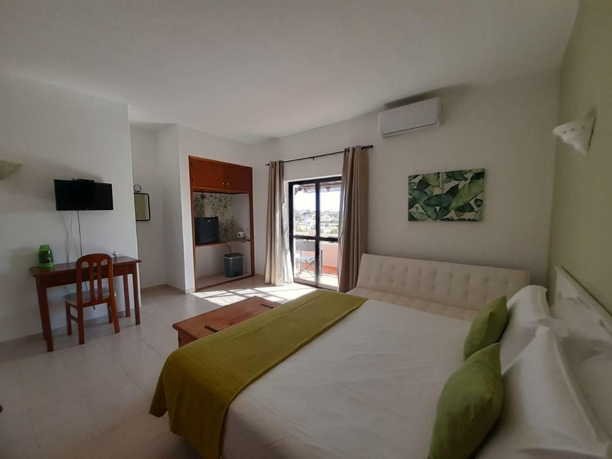 Casa Rosa Montes Guest house Praia Da Luz