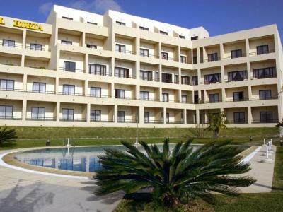 Horta 4*