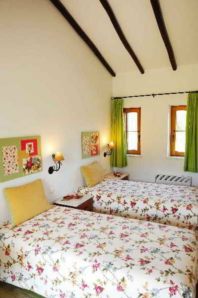 Farm stay Monte Da Galrixa *