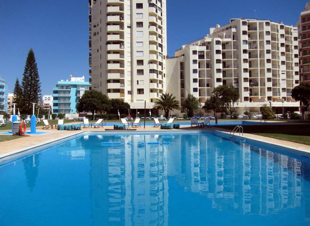 Edificio Novo Rosamar Al 3*