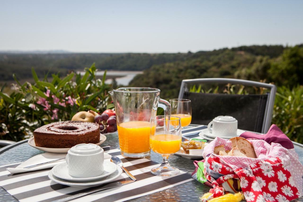 Guest house Monte Do Zambujeiro 3*