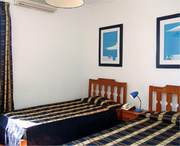 Turisticos Regina Apartahotel 3*