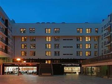 Lux Hotel