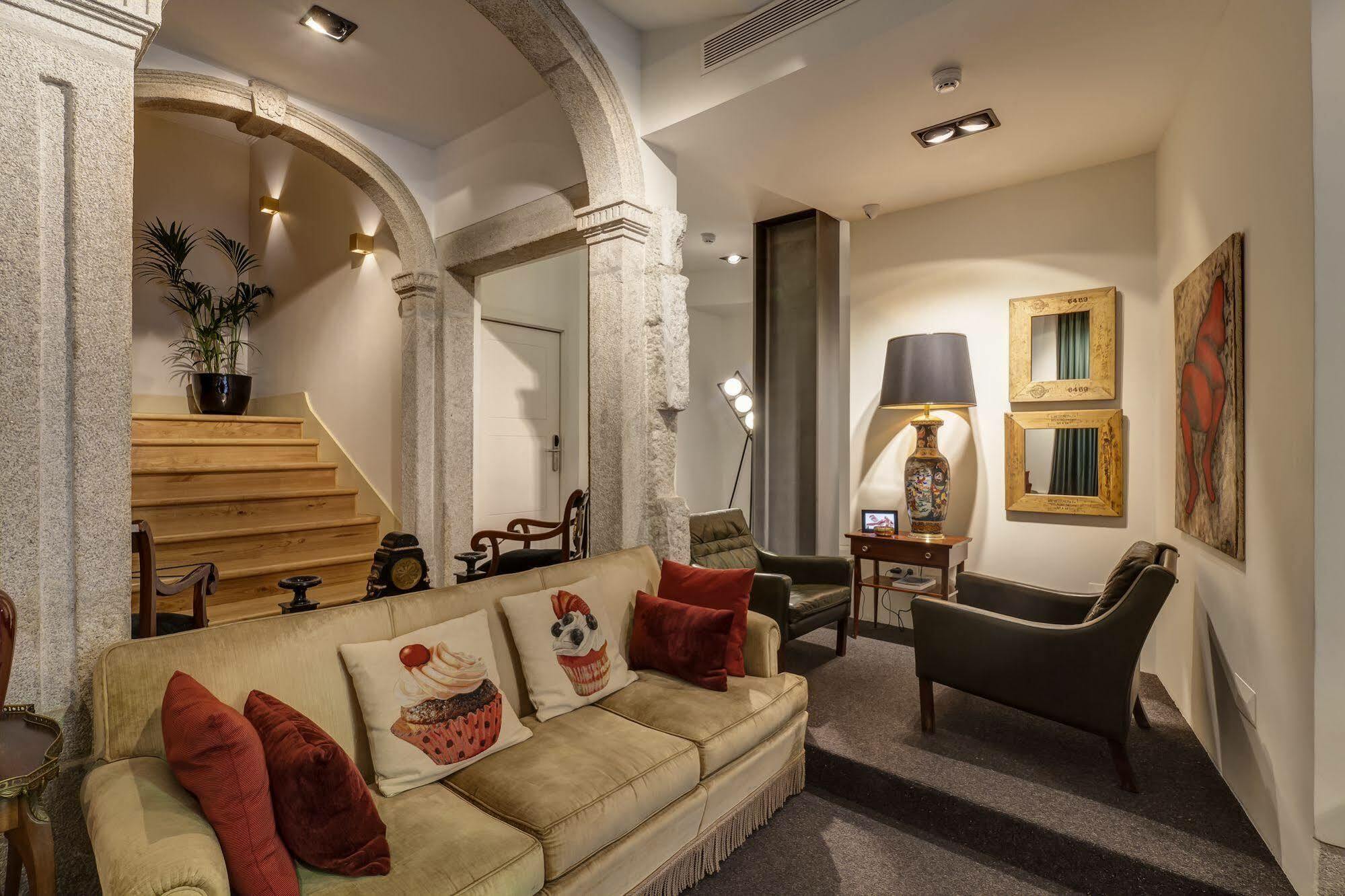 Oca Flores Hotel Boutique Aparthotel Porto