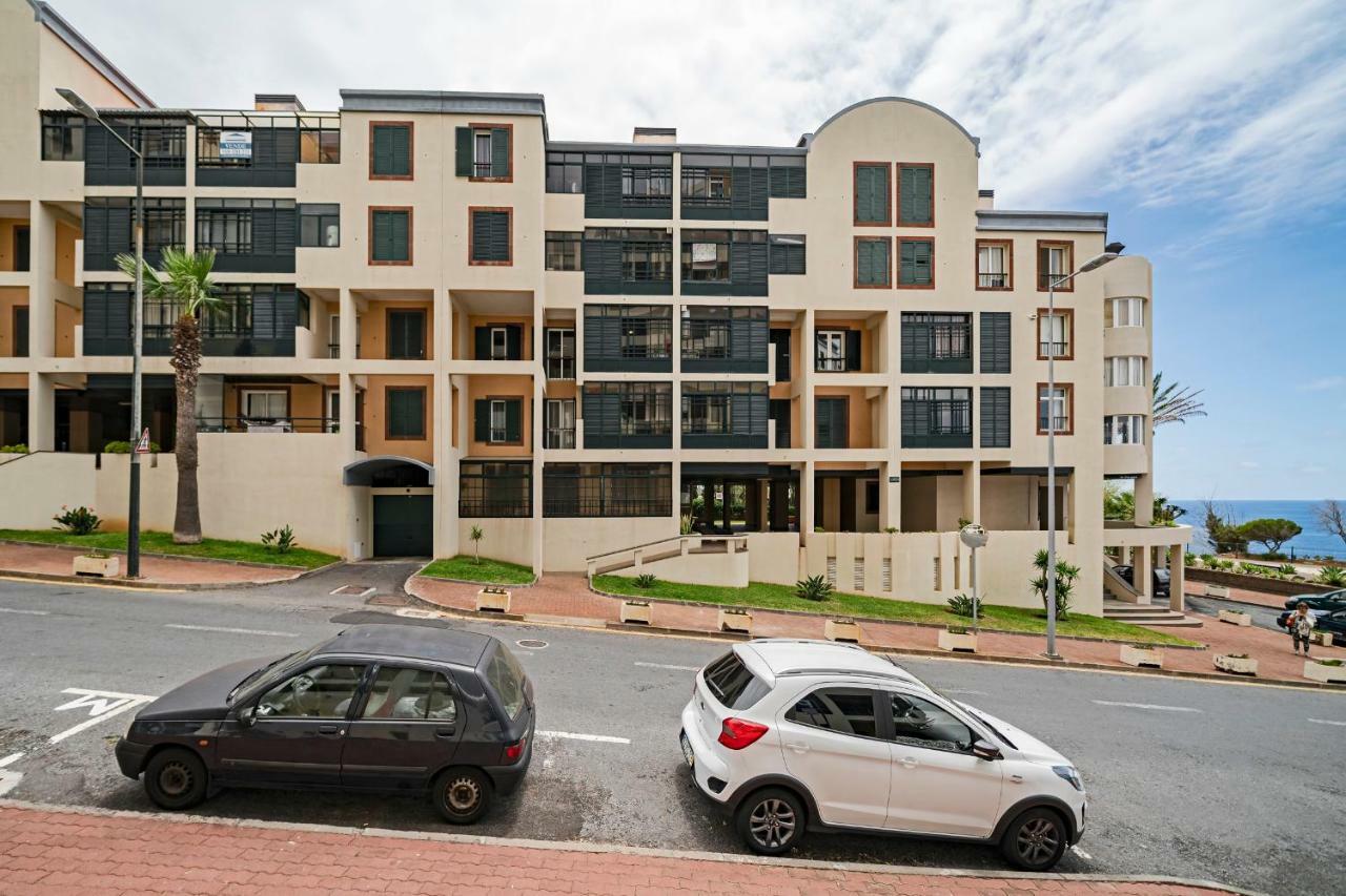 Promenade I By An Island Apartment