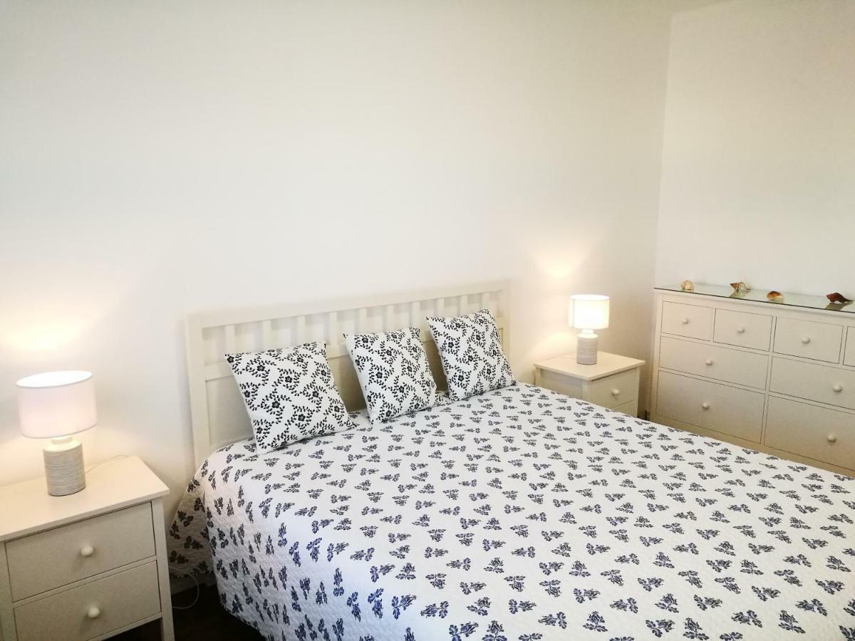 Apartment Peniche's Blue & Yellow Peniche