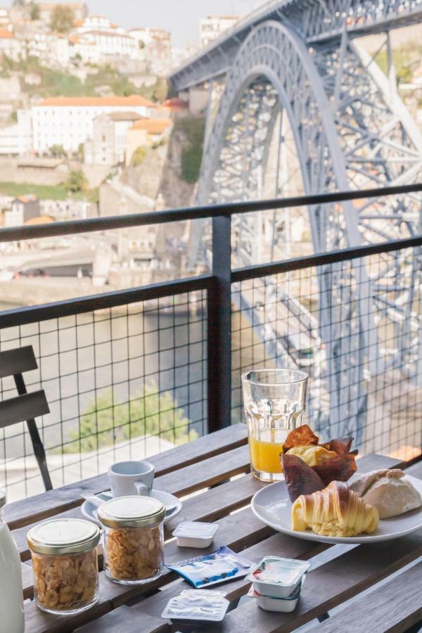 Oh! Porto Aparthotel 4*